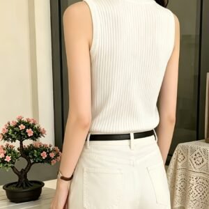 Pure, Desirable, Elegant, Fashionable, and Comfortable Small Pit Texture Tank Top